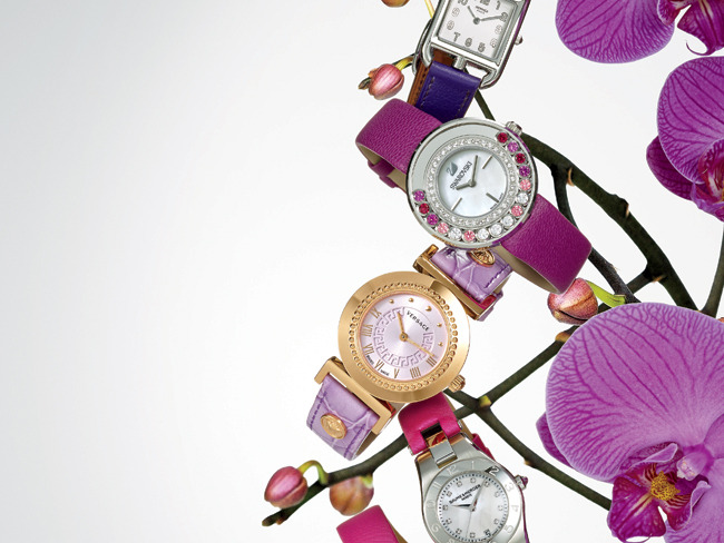 Radiant Orchid on the Wrist